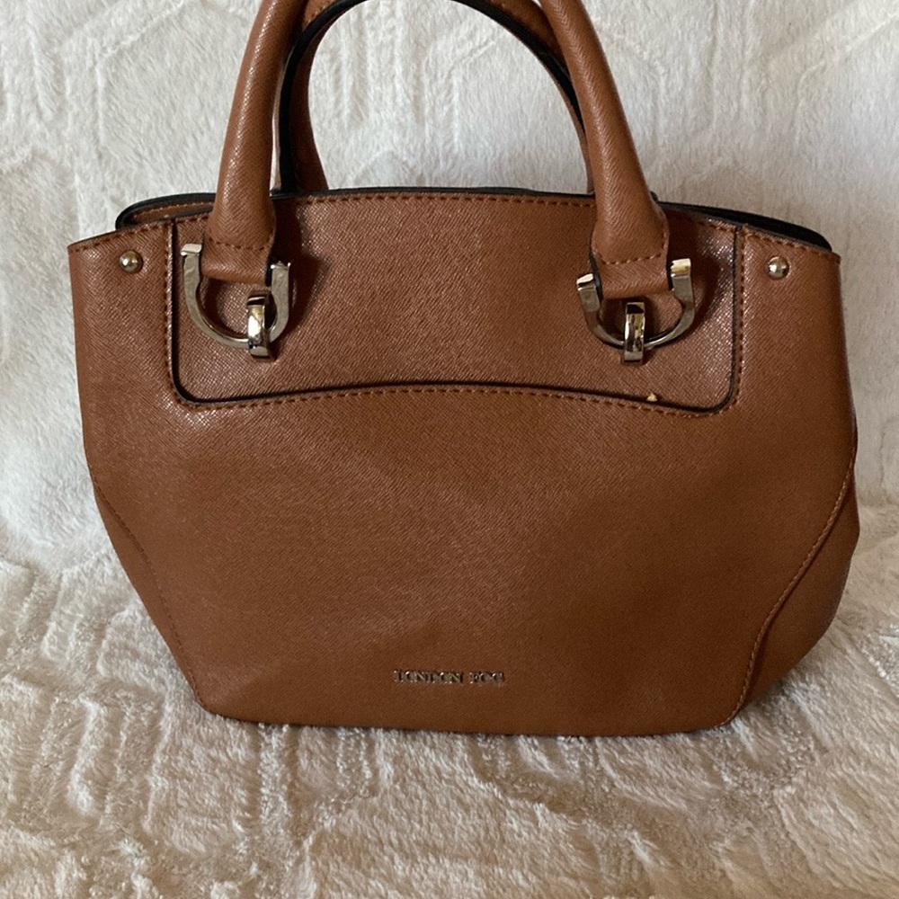 Preloved Shoulder Bag.